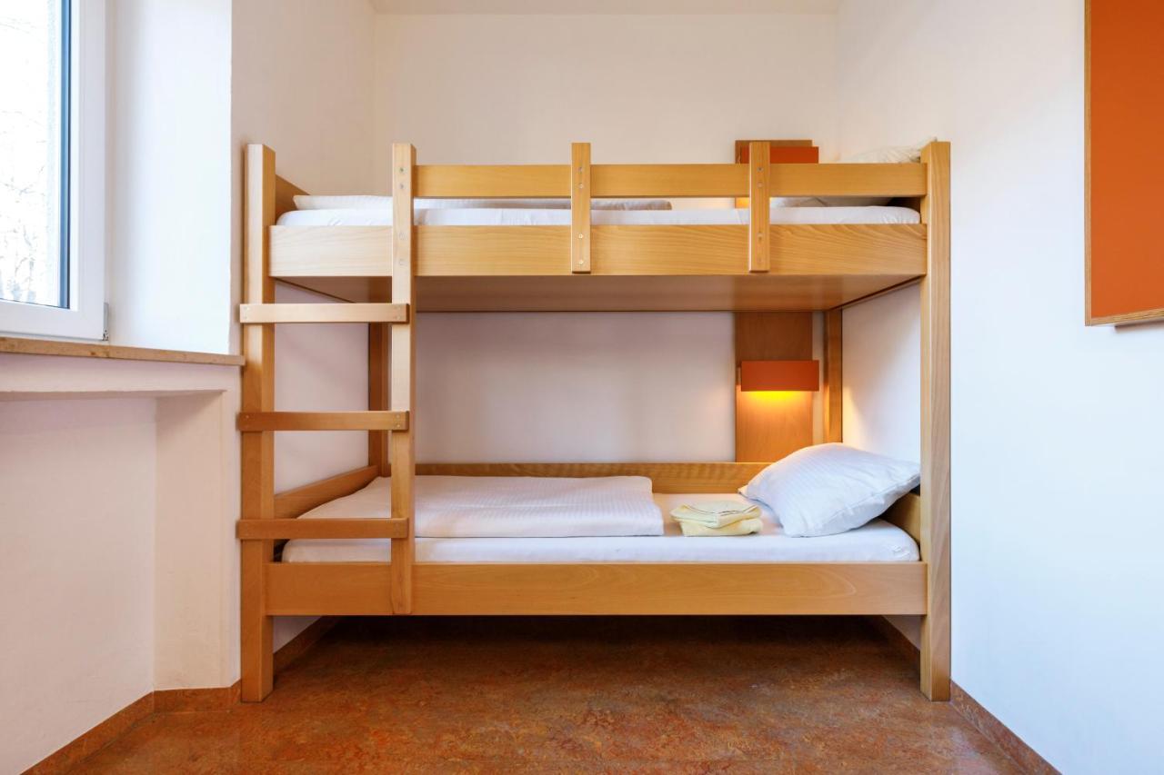 Jugendherberge Garmisch-Partenkirchen - Membership Required! Екстериор снимка