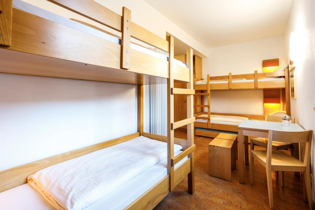 Jugendherberge Garmisch-Partenkirchen - Membership Required! Екстериор снимка